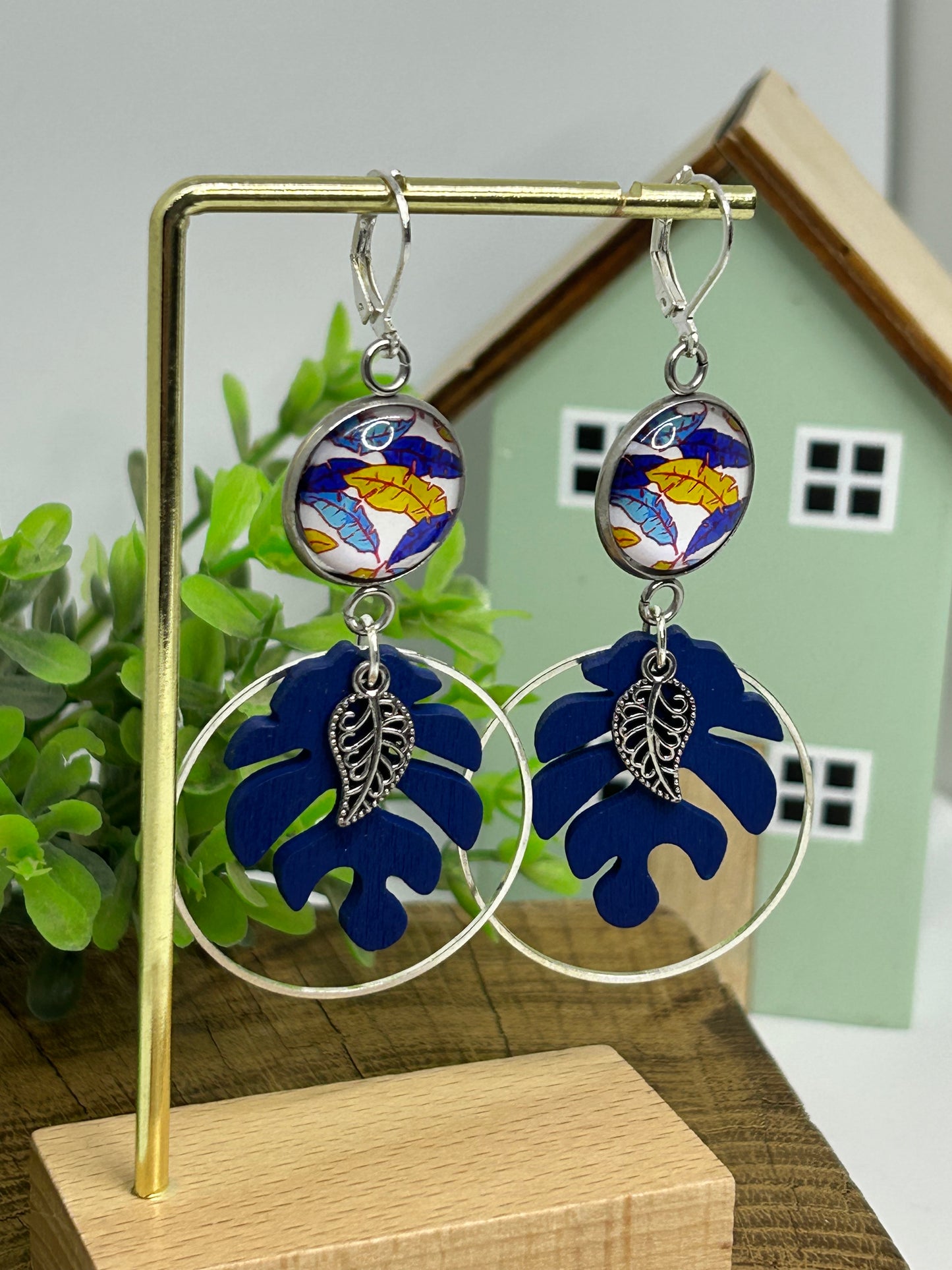 Feuilles bleues